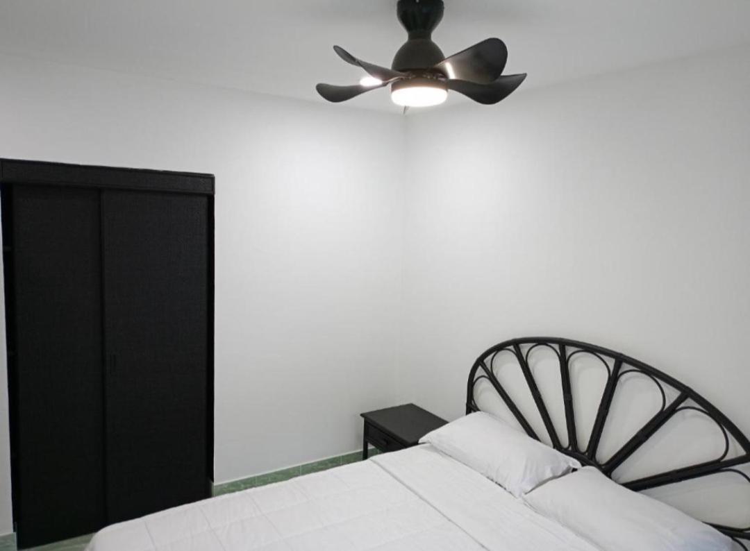 Patong Sunbeach Mansion Esterno foto